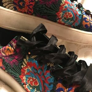 Embroidered Dynasty Platform Sneakers